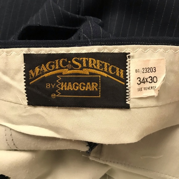 Haggar 3 piece pin stripe Men’s suit-jacket-40 pants 34x30 Dark navy-gray stripe - Picture 6 of 10